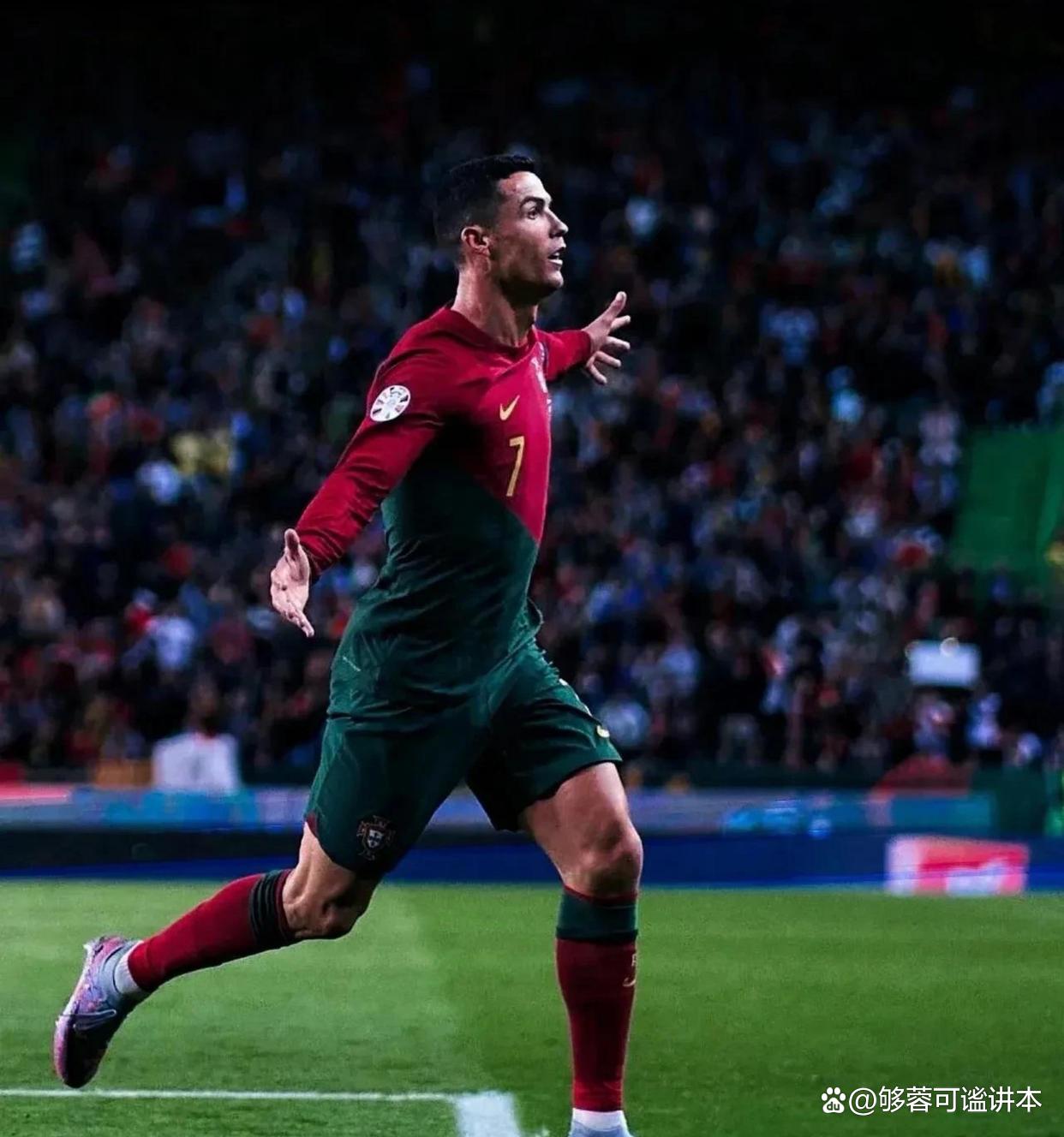 包含C罗赛事官方发布关键助攻新规，中国队争议不断！的词条